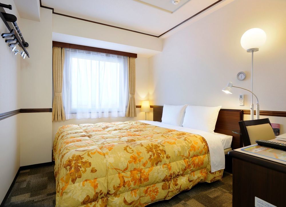 Toyoko Inn Tokyo Yamanote sen Otsuka eki Kita guchi No 2 Eksteriør billede